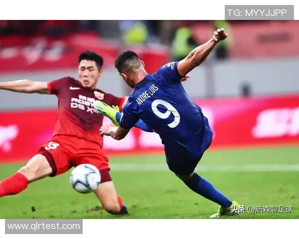 2018年上海申花与河北华夏的精彩对决回顾与分析