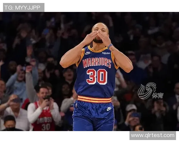 库里三分球总数超4000成历史第一人再创辉煌纪录