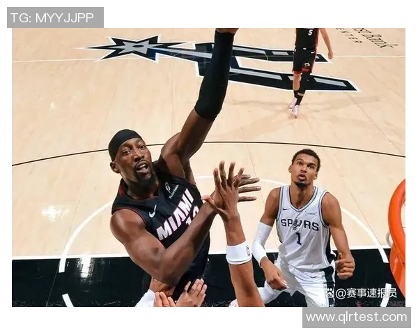 马刺与鹈鹕激战正酣1月27日NBA精彩对决引人瞩目